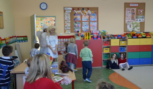 Święty Mikołaj w klasie 0a i 0b