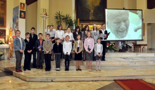 Jan Paweł II w naszych sercach