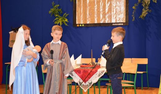 Spektakl wigilijny na spotkaniu z rodzicami